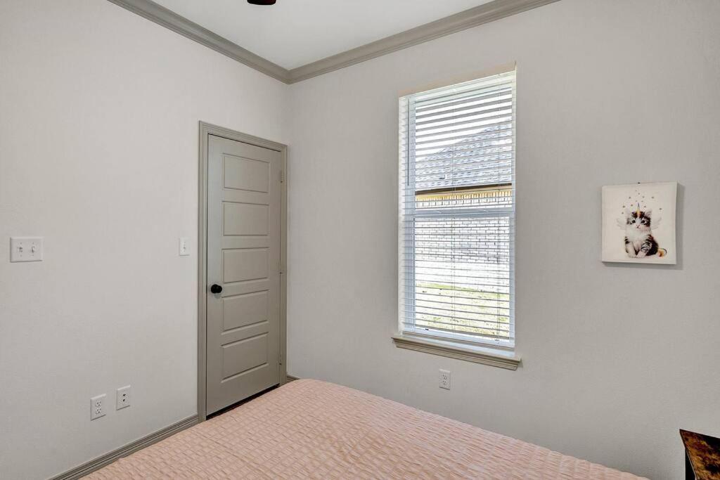 Alamo Luxury Living Up To 11 Tyler Exterior foto